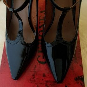 Italian Black Patent Leather Pointed Shoes